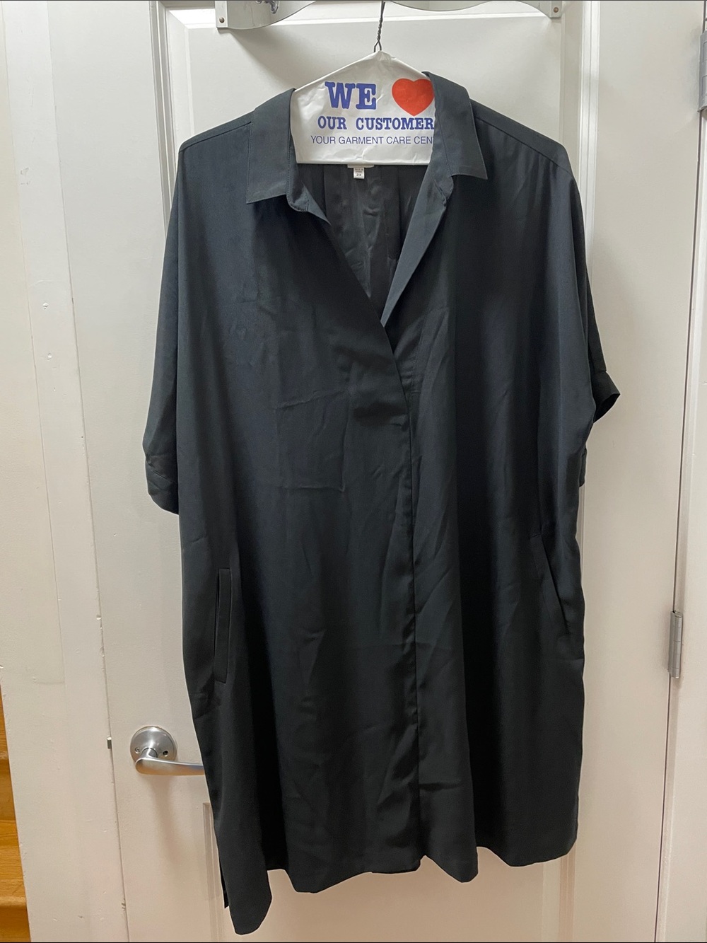 NIC+ZOE Black Short-Sleeve Shirt Dress
